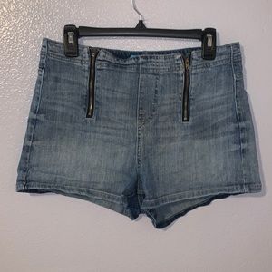L Amour Nanette Lepore double zipper denim jean shorts